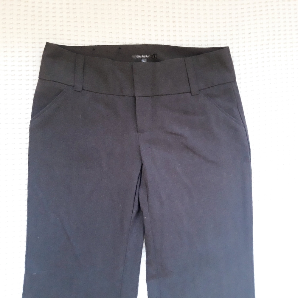 Daisy Fuentes Wide Leg Dress Pants - Size 4 Classic Charcoal Gray Pants - Picture 3 of 9